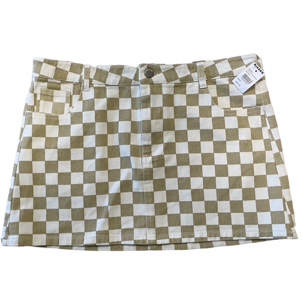 NWT Tilly’s mini skirt - Picture 5 of 9